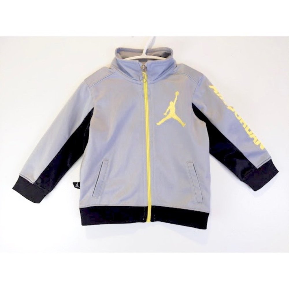 Air Jordan Boy's Lightweight Jacket Size 18 Mos.